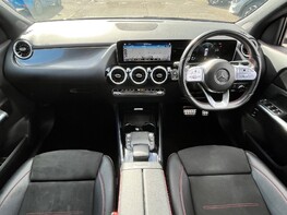 Mercedes-Benz GLA Class GLA 200 AMG LINE EXECUTIVE 2