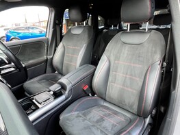 Mercedes-Benz GLA Class GLA 200 AMG LINE EXECUTIVE 61