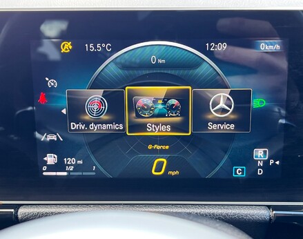 Mercedes-Benz GLA Class GLA 200 AMG LINE EXECUTIVE 25