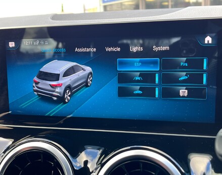 Mercedes-Benz GLA Class GLA 200 AMG LINE EXECUTIVE 29