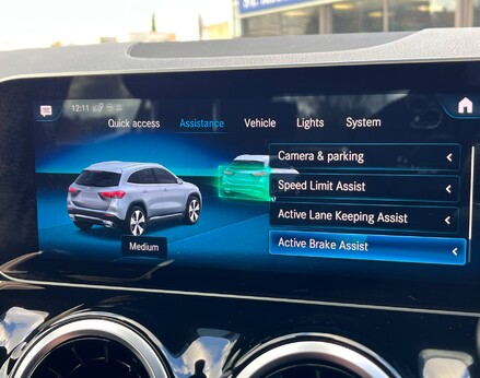 Mercedes-Benz GLA Class GLA 200 AMG LINE EXECUTIVE 33