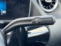 Mercedes-Benz GLA Class GLA 200 AMG LINE EXECUTIVE 55