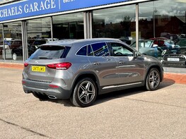 Mercedes-Benz GLA Class GLA 200 AMG LINE EXECUTIVE 8