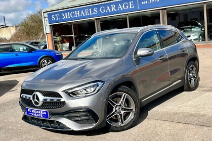 Mercedes-Benz GLA Class GLA 200 AMG LINE EXECUTIVE