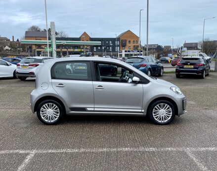 Volkswagen Up MOVE UP 10
