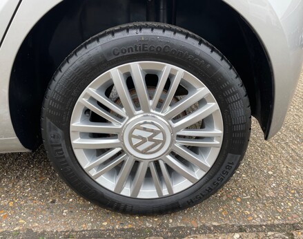 Volkswagen Up MOVE UP 16