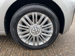 Volkswagen Up MOVE UP 14