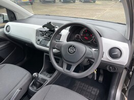 Volkswagen Up MOVE UP 17