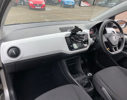 Volkswagen Up MOVE UP 22