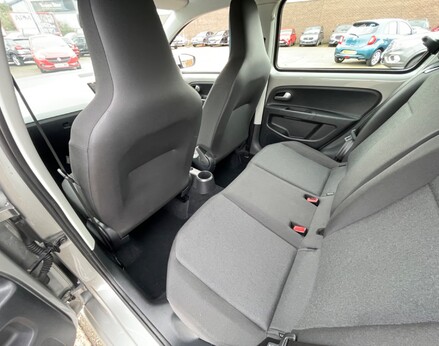 Volkswagen Up MOVE UP 46