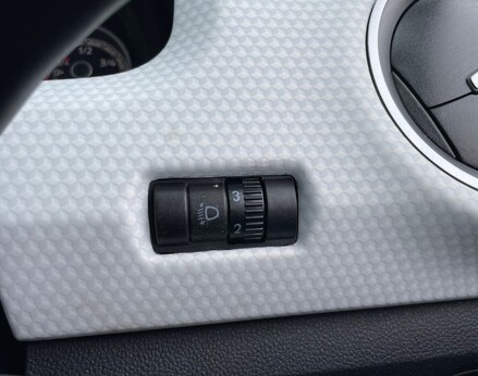 Volkswagen Up MOVE UP 39