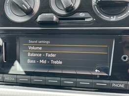 Volkswagen Up MOVE UP 31
