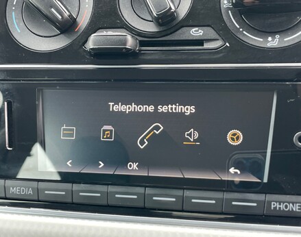 Volkswagen Up MOVE UP 24