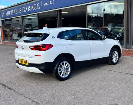 BMW X2 SDRIVE18I SE 8