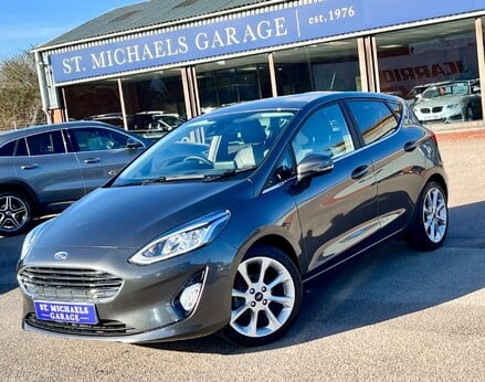 Ford Fiesta TITANIUM X MHEV 1