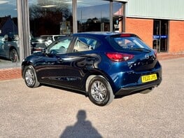 Mazda 2 SE-L MHEV 9