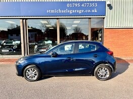 Mazda 2 SE-L MHEV 11