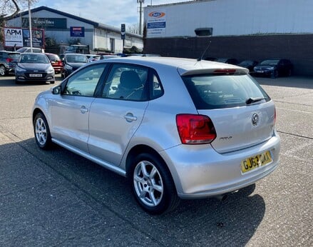 Volkswagen Polo SEL TSI 9