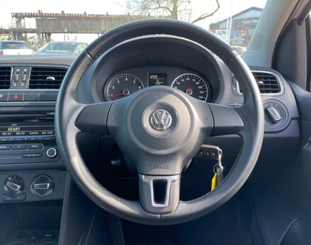 Volkswagen Polo SEL TSI 19