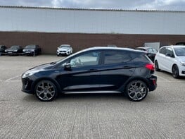 Ford Fiesta ACTIVE X EDITION 11