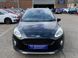 Ford Fiesta ACTIVE X EDITION 5