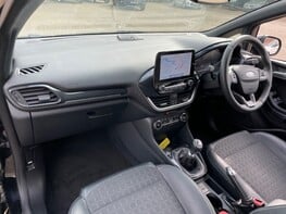 Ford Fiesta ACTIVE X EDITION 31