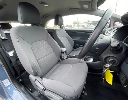 Kia Rio 2 ISG 42