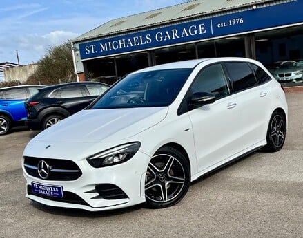 Mercedes-Benz B Class B 200 D AMG LINE EDITION PREMIUM 1