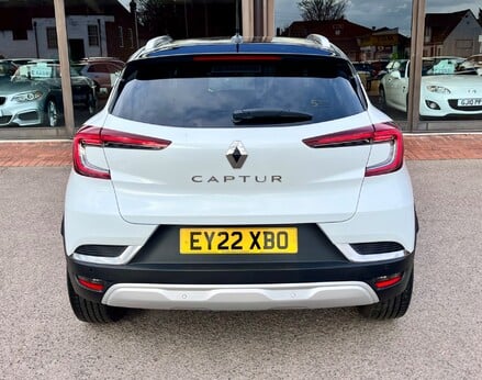 Renault Captur SE EDITION TCE 6