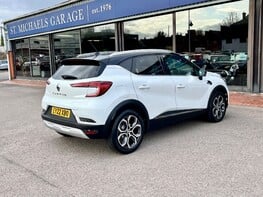 Renault Captur SE EDITION TCE 8