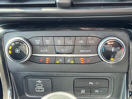 Ford Ecosport TITANIUM 46