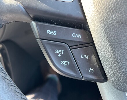 Ford Ecosport TITANIUM 53