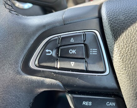 Ford Ecosport TITANIUM 52
