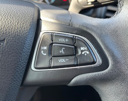 Ford Ecosport TITANIUM 54