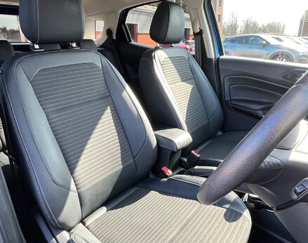 Ford Ecosport TITANIUM 59