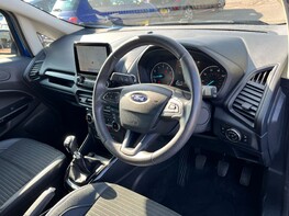 Ford Ecosport TITANIUM 18
