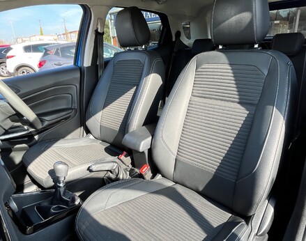 Ford Ecosport TITANIUM 60