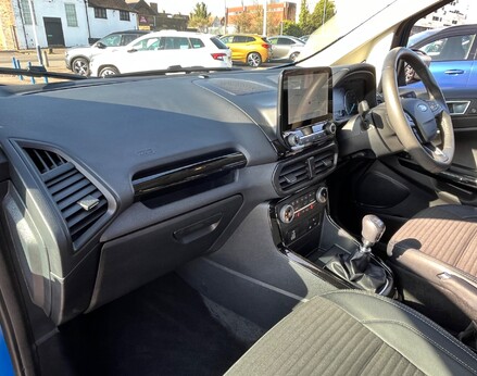 Ford Ecosport TITANIUM 17