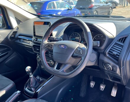 Ford Ecosport ST-LINE 17