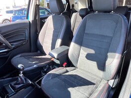 Ford Ecosport ST-LINE 54