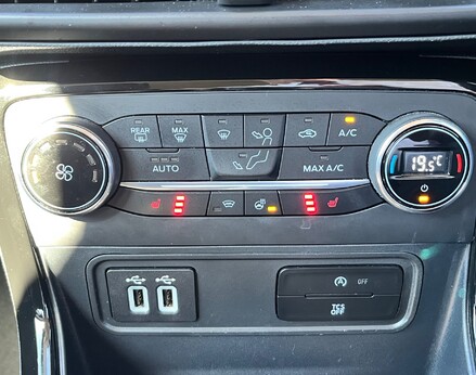 Ford Ecosport ST-LINE 40
