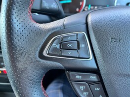 Ford Ecosport ST-LINE 46