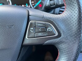 Ford Ecosport ST-LINE 48
