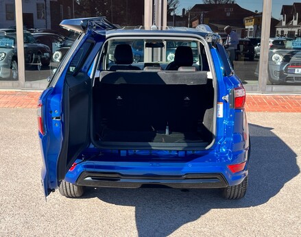 Ford Ecosport ST-LINE 56