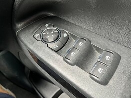 Ford Ecosport ST-LINE 52