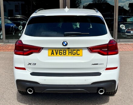 BMW X3 XDRIVE20I M SPORT 6