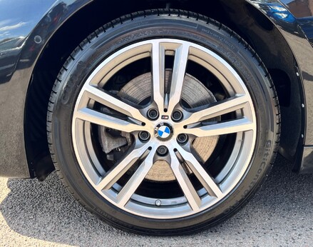 BMW 2 Series 225XE M SPORT ACTIVE TOURER 13