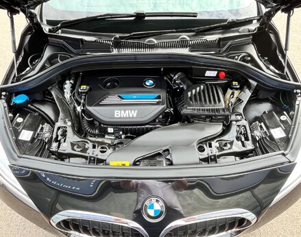 BMW 2 Series 225XE M SPORT ACTIVE TOURER 7