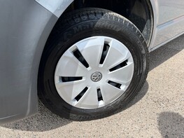 Volkswagen Transporter T28 TDI P/V STARTLINE 3