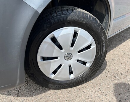 Volkswagen Transporter T28 TDI P/V STARTLINE 3